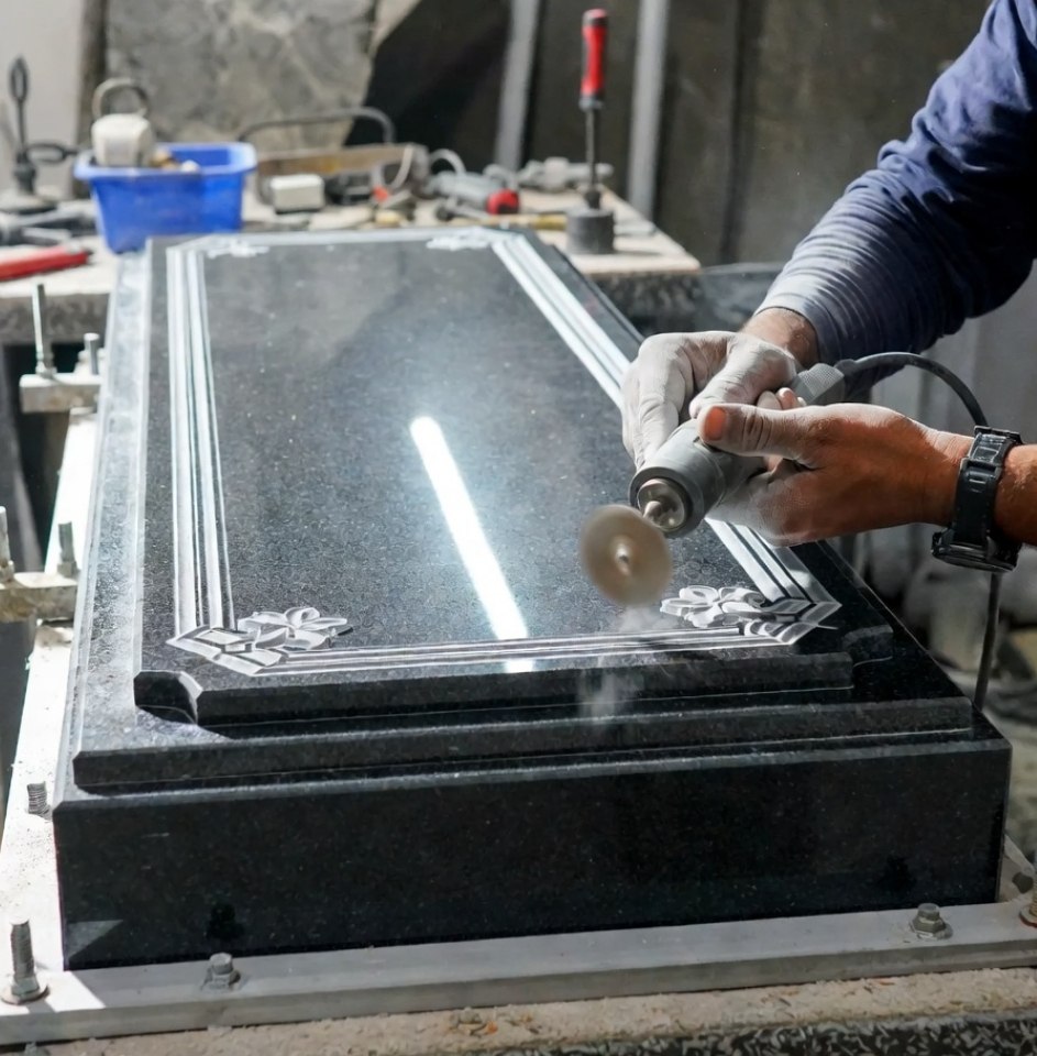 Graniidist hauakivi valmistamise tähtajad: tellimusest paigalduseni